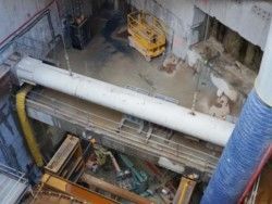 Le puits de la future baie d’aération mécanisée servira de puits de sortie du tunnelier provenant du puits Glarner à Saint-Ouen, alors que les travaux de réalisation de l’ouvrage cadre battront leur plein.